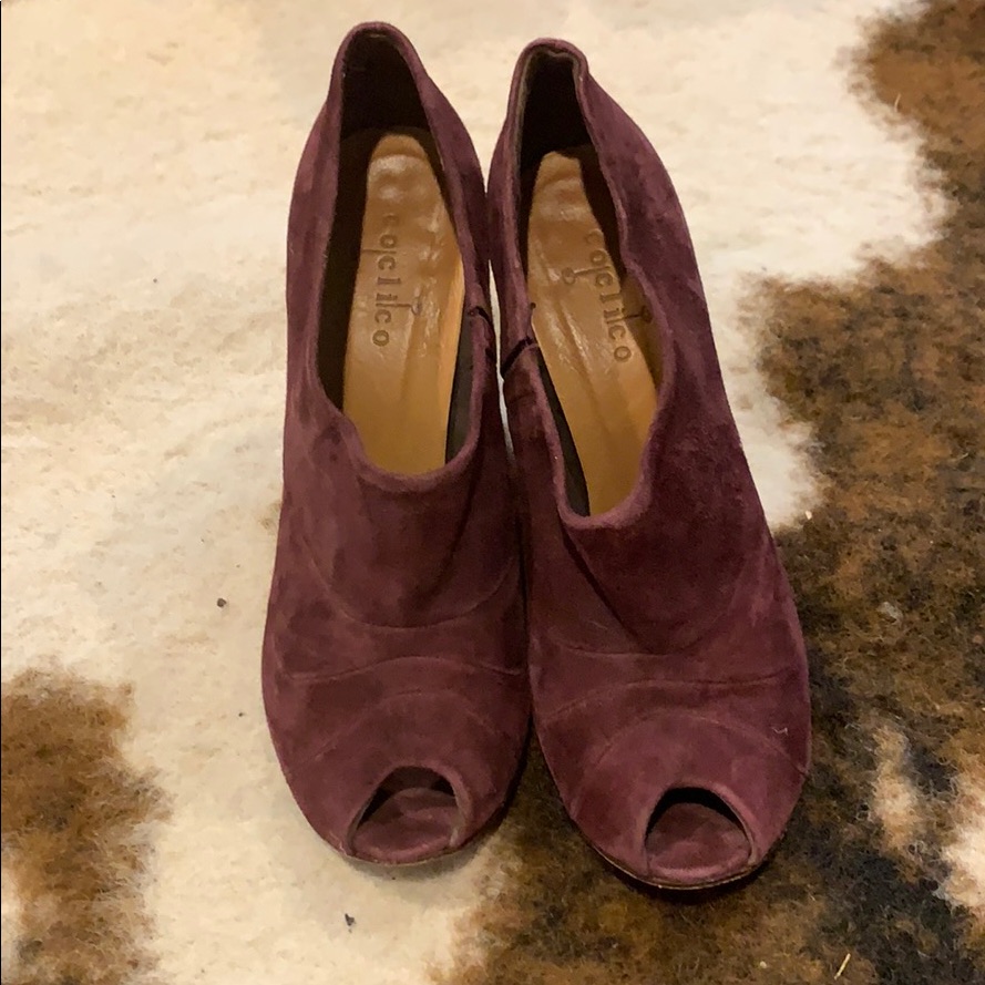 Coclico Purple Suede Heels